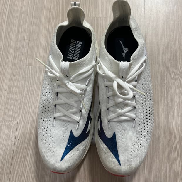 미즈노 네오비스타2 280사이즈