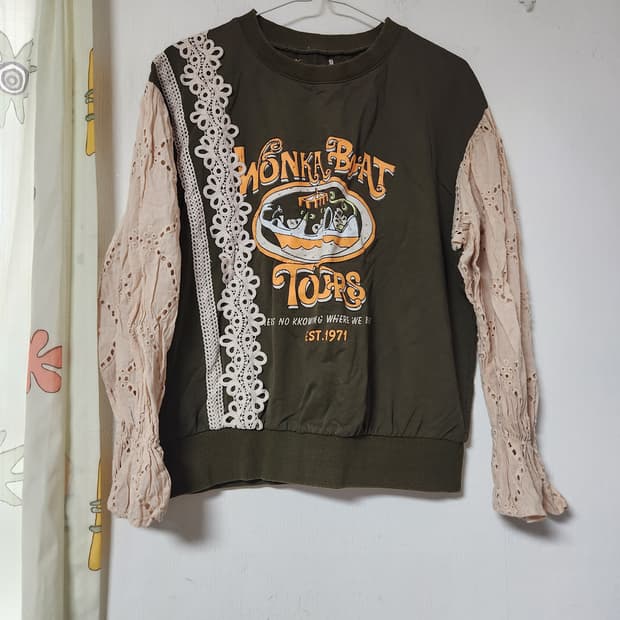 배색 레이스 프린팅 맨투맨 티셔츠F(~66)