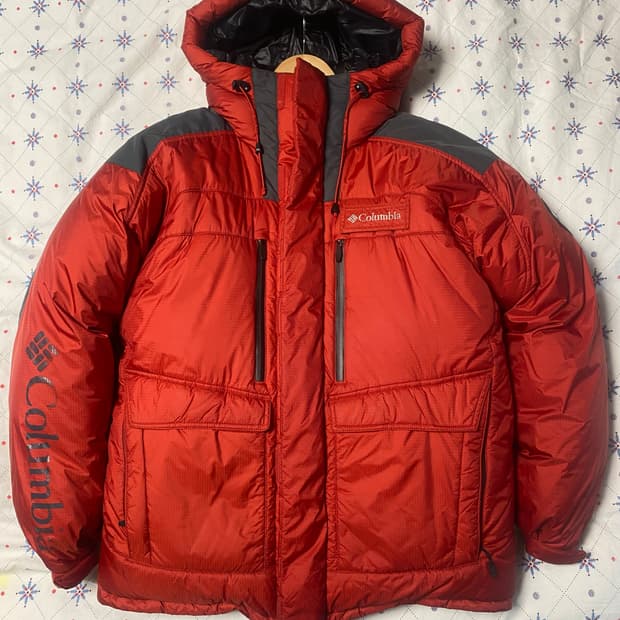 콜롬비아 남성 패딩 M 사이즈판매
