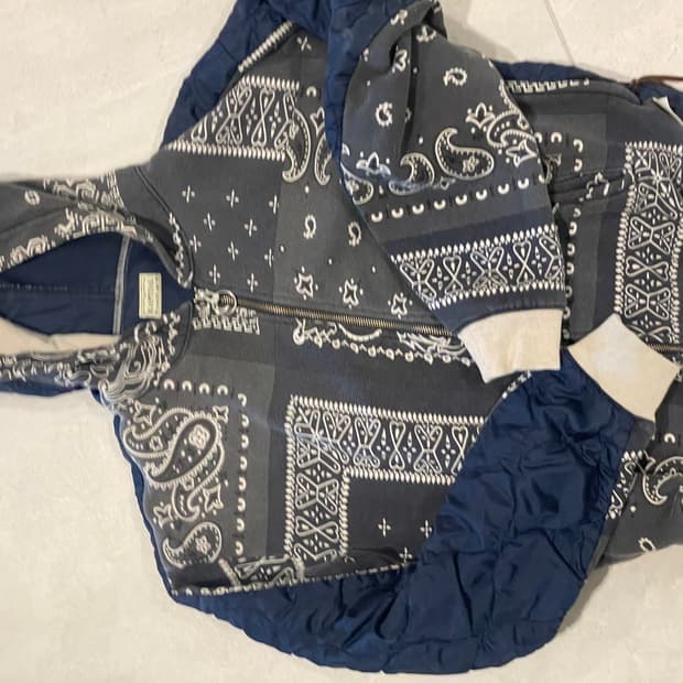 캐피탈 반다나 후드 사이즈3 블랙