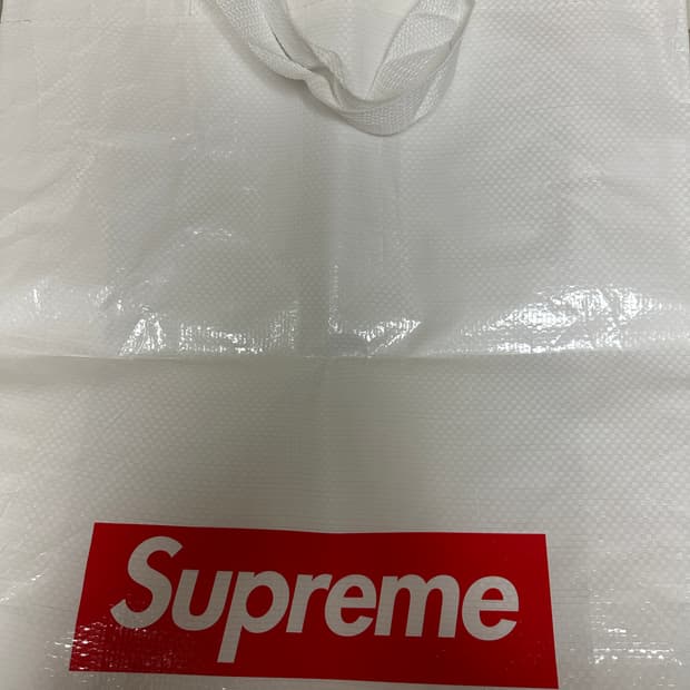 슈프림 쇼핑백 대 