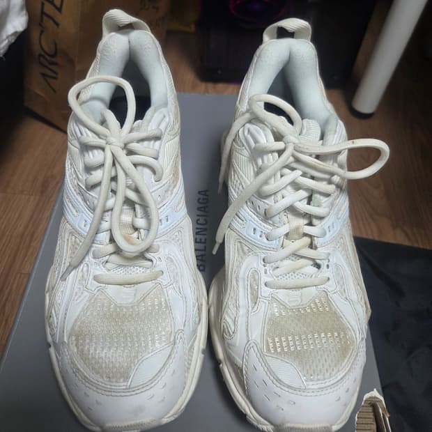 발렌시아가 엑스팬더 w39