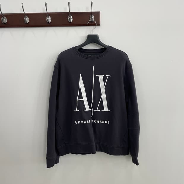 U 아르마니 익스체인지 챠콜 맨투맨