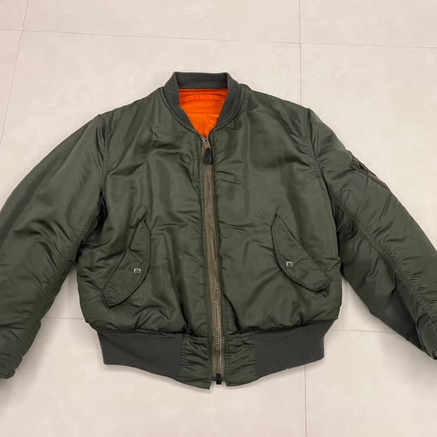 70s 오리지널 ma-1 자켓 M사이즈 판매합니다