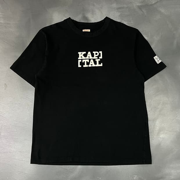  캐피탈 로고 반팔티 y15962