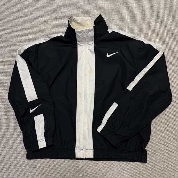 나이키 배색 빅스우시 바람막이 자켓