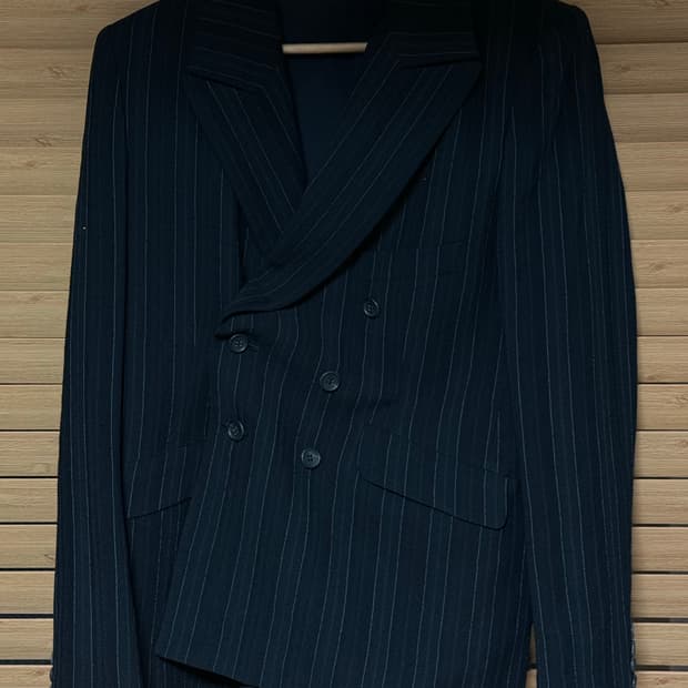요지야마모토 핀스트라이프 더블 브레스티드 자켓