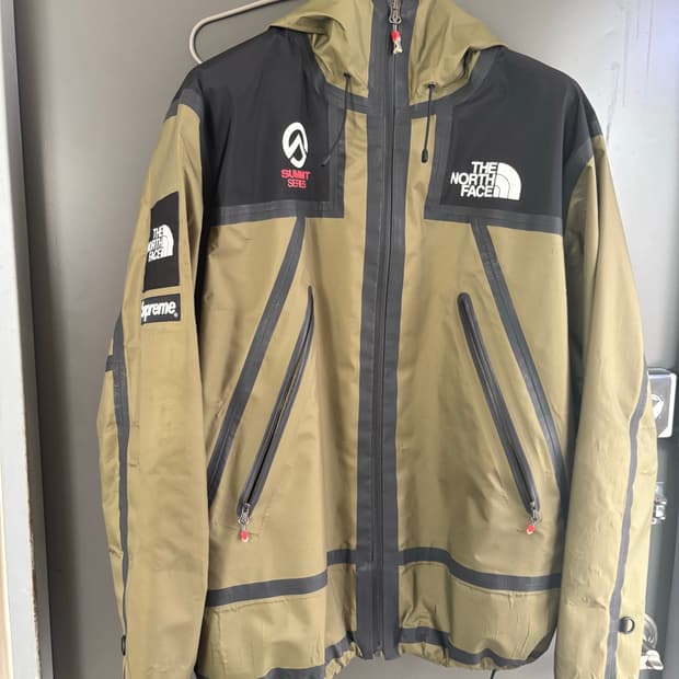 슈프림 노스페이스 서밋 L