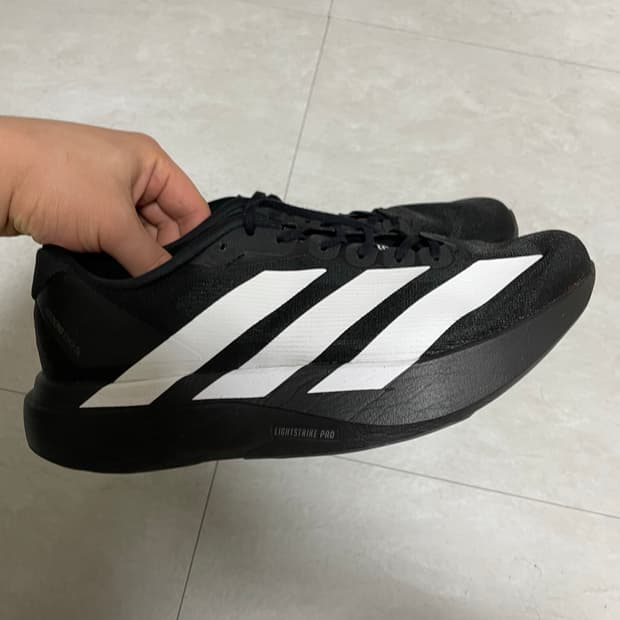 270 아디다스 아디제로 EVO SL 코어 블랙 클라우드 화이트