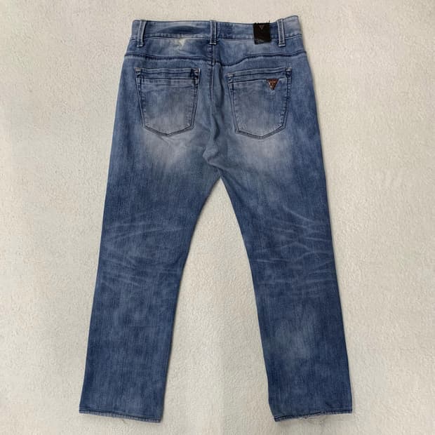 [표기 30, 실측 33] 게스 스트레이트핏 디스트레스드 데님팬츠