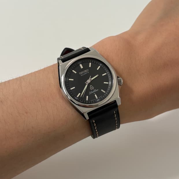 80s silverwave black dial silver quartz