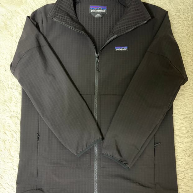 파타고니아 R1 테크페이스 재킷 블랙 M 