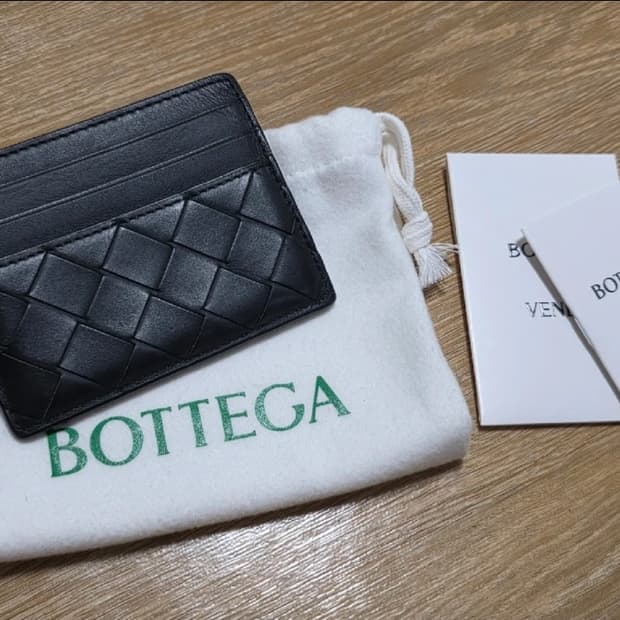 보테가베네타 카드지갑 