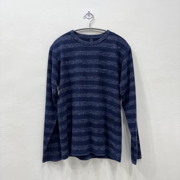 Navy stripe long sleeve