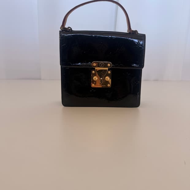  루이비통(Louis vuitton) 스프링 스트리트 백