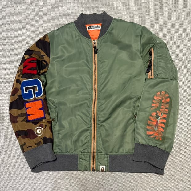 베이프 ma-1 샤크 항공 자켓