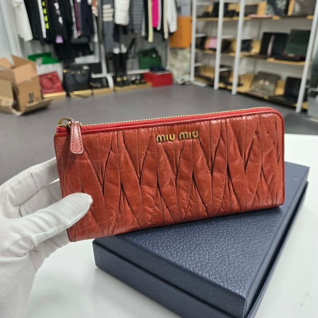 [A급컨디션] 미우미우 마테라쎄 장지갑
