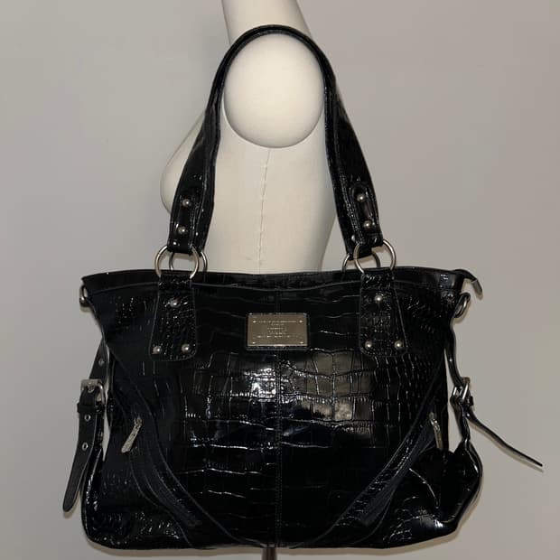 Lexirola Black Shoulder Bag