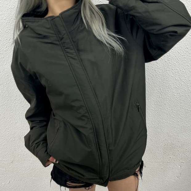 입생로랑 미니로고 딥카키 자켓