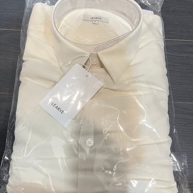 [S] 르아브 미니멀리즘 오프화이트 셔츠