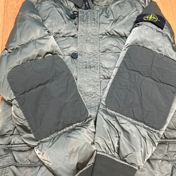 스톤아일랜드 패딩