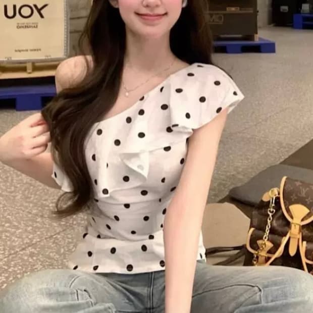 오프숄더 티셔츠