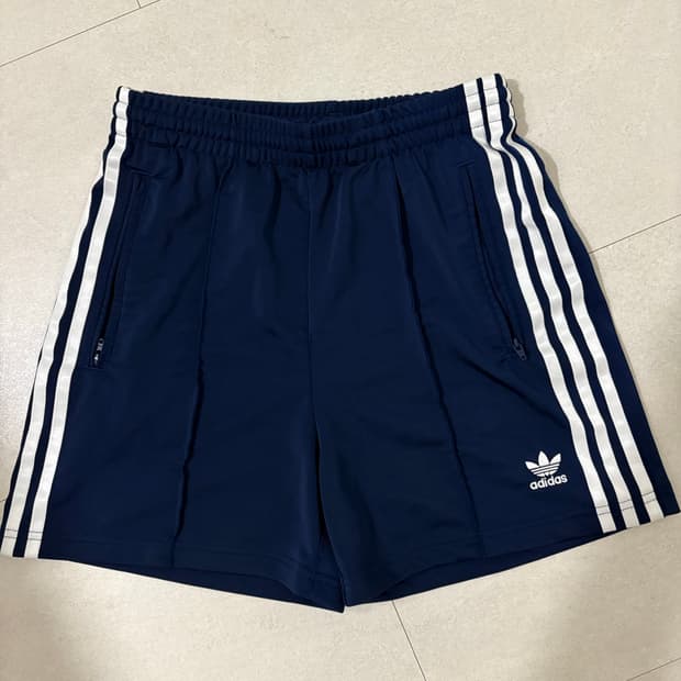 아디다스 반바지 네이비