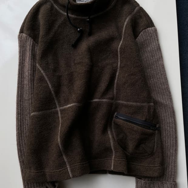 Stand collar knit sleeve pullo