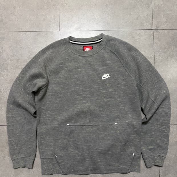 나이키 테크팩  그레이 스웻셔츠 95 size 