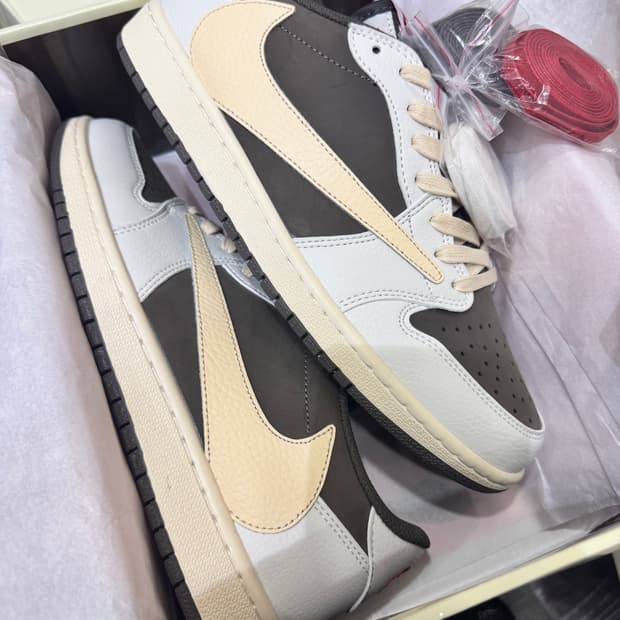 [전사이즈] 나이키 스캇 리버스모카