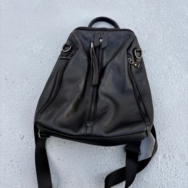 “Vintage”00’s 3Zipper Detail Leather Bag