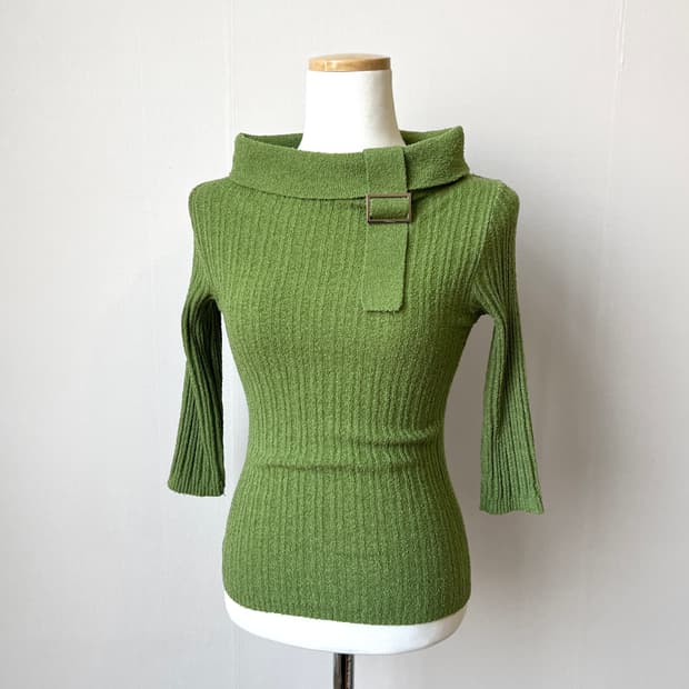 lime buckle neck knit