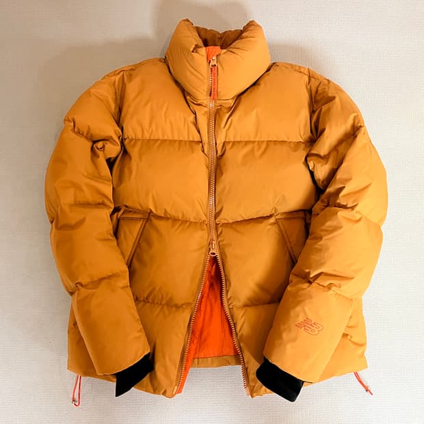 무료배송 - 한정판 뉴발란스 x 슬로우스테디클럽 호텔990 구스패딩(브라