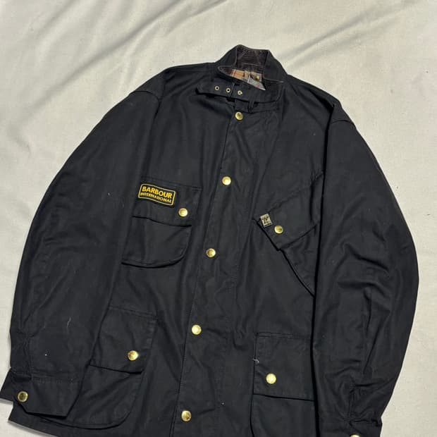 44 바버 인터네셔널 왁싱 자켓