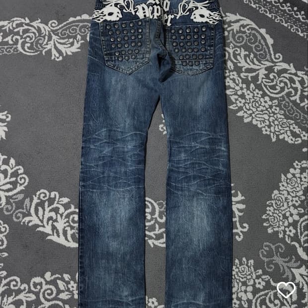 00's Red Pepper Studded Spell-put denim