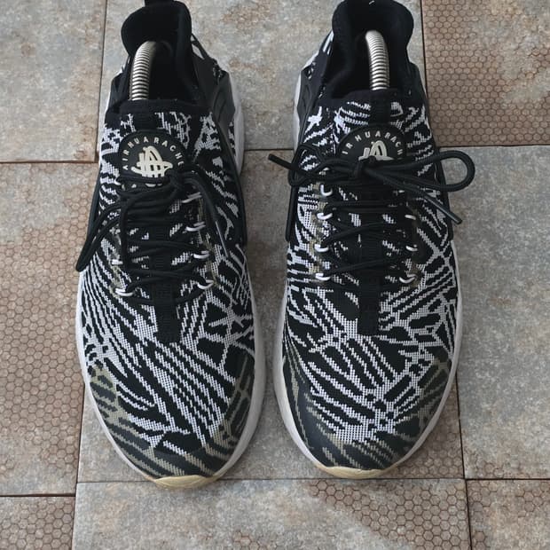 (235)나이키 에어 허라취 런 울트라 자카드