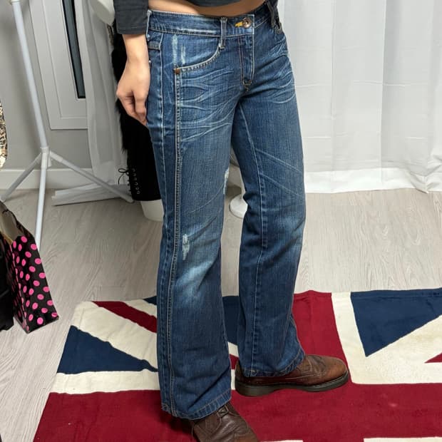 Conglomerate Y2K Low Cut Denim