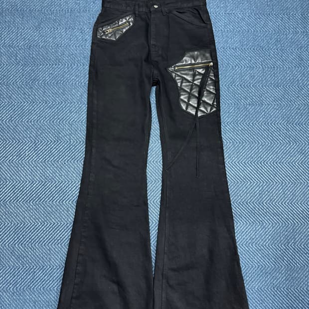 emostanceclub 레더 패치 플레어진