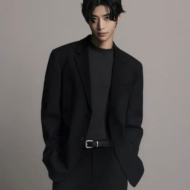 무신사스탠다드 릴렉스드 베이식 블레이저
