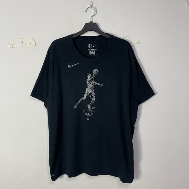 나이키 NBA 그래픽 반팔 티셔츠 블랙