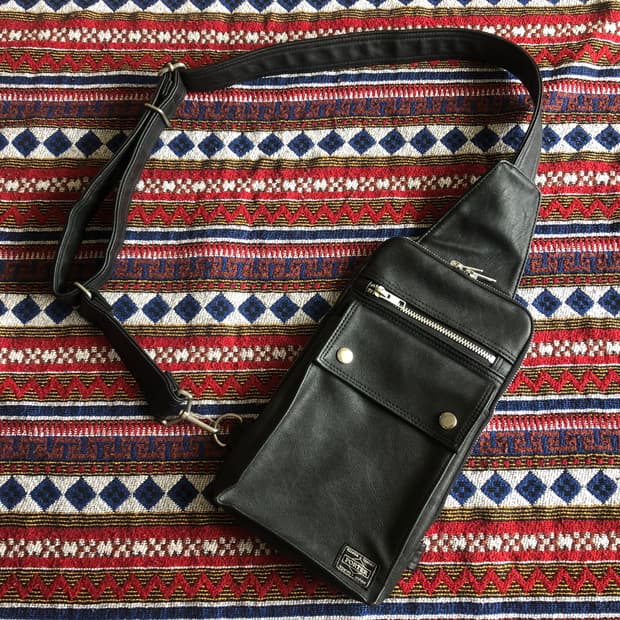 요시다 포터 레더 슬링백