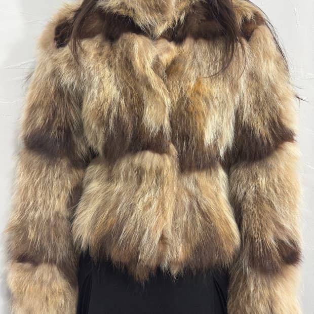 sardnyh fur jacket