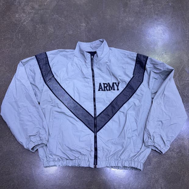 미군 U.S ARMY IPFU 비람막이 잠퍼 자켓 M 레귤러핏