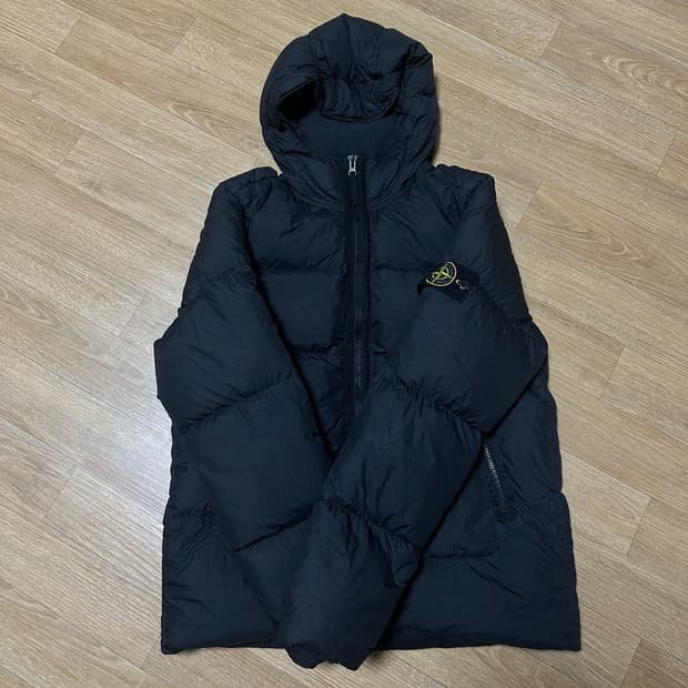 스톤아일랜드 21fw 크링클랩스 패딩