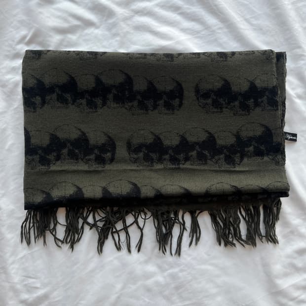 히스테릭 글래머 해골 스컬 머플러 목도리 스카프 스툴