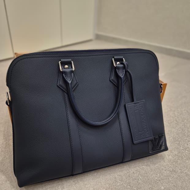 루이비통 에어로그램 서류가방,브리프케이스 미사용 선물가능 영수증제외풀