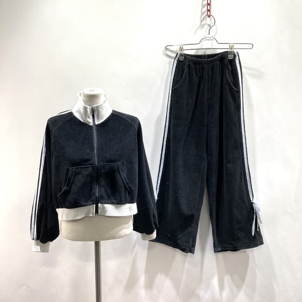 키즈 스웨이드 트레이닝셋업 150