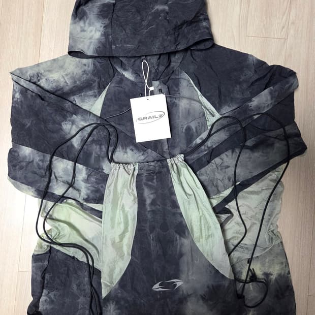 그레일즈 packable light jacket black