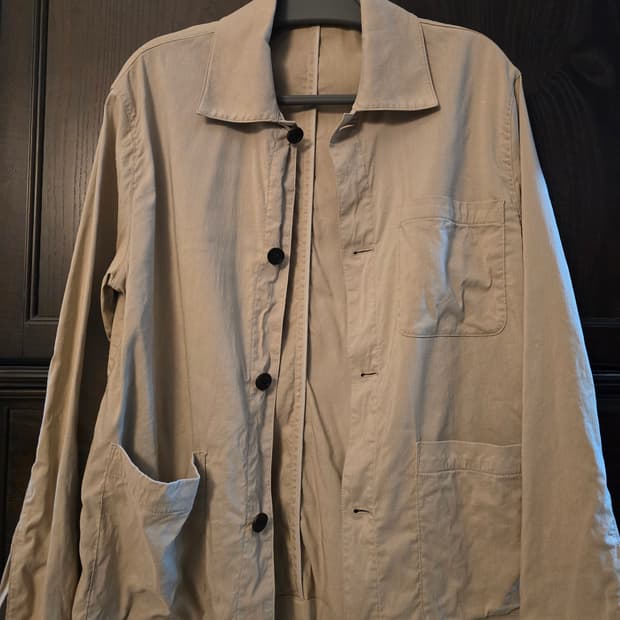산드로옴므 셔츠자켓입니다.