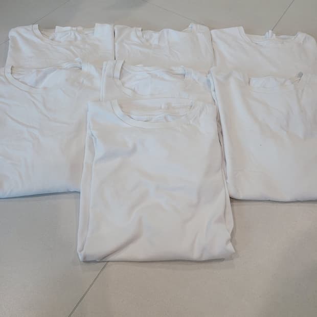 4XL] 유니클로 빅사이즈 반팔티 7장 일괄 (6장 +1장 덤)